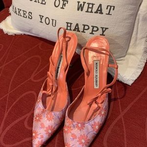 Floral Manolo Blahnik shoes size 39